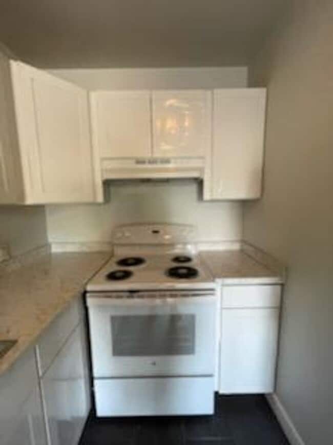 Photo - 246 White Bridge Pike Unidad 246 B5