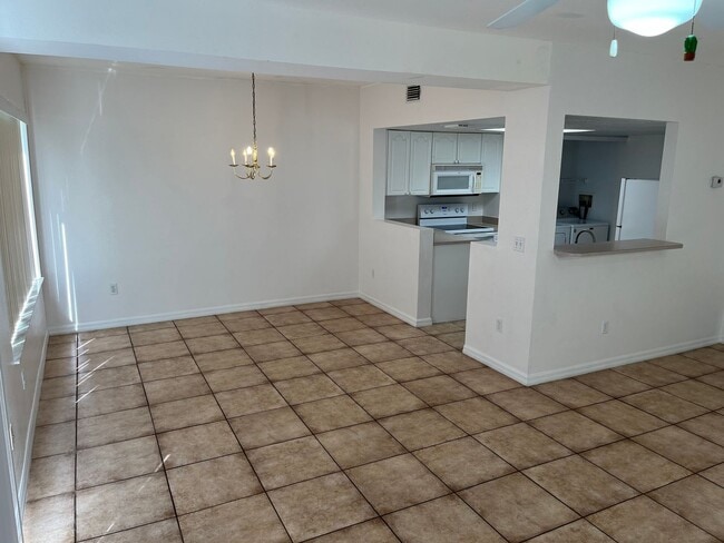 Photo - 409 Coconut Palm Way Unit MAIN