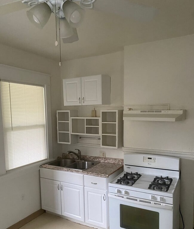 Photo - 2710 Garland Ave Unit B