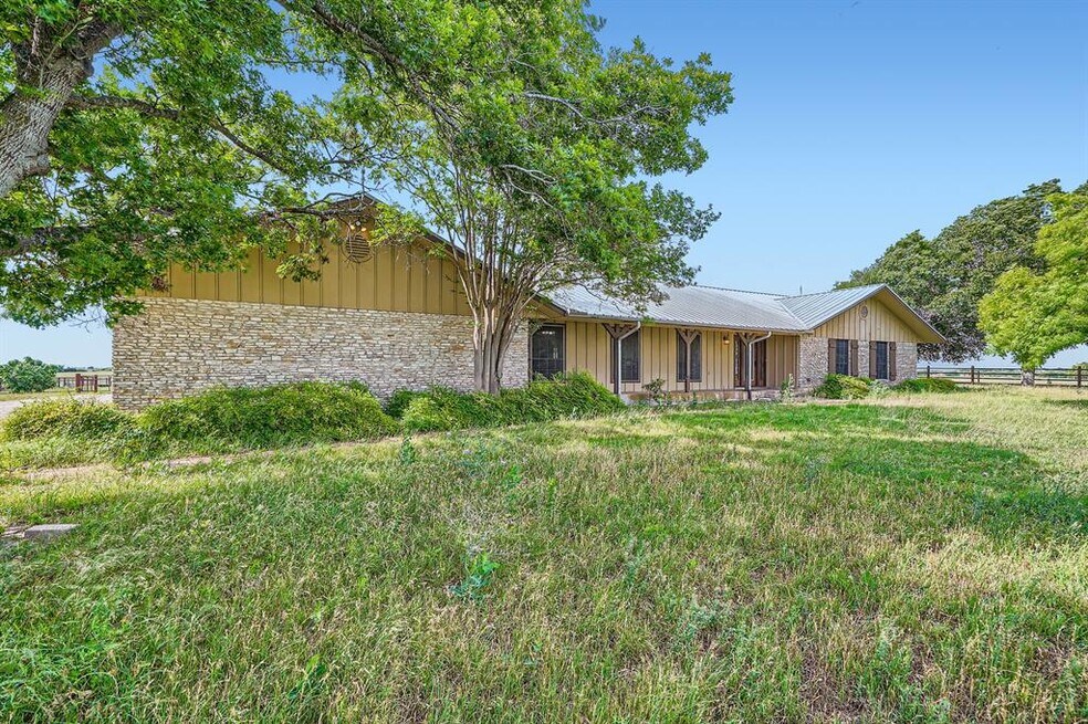 1850 Co Rd 105