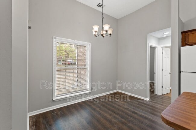 Photo - 1342 The Kings Ct