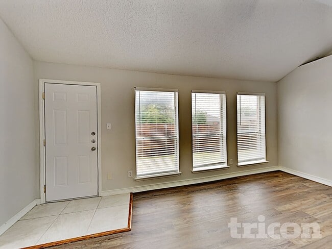 Photo - 7032 Rovato Dr