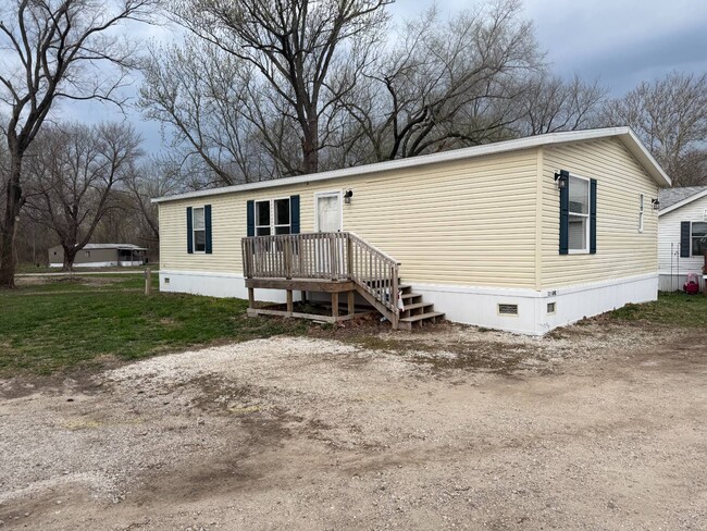 Photo - 213 Avenue C