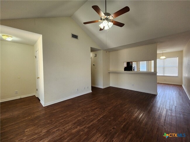 Photo - 249 Glenbrook Dr