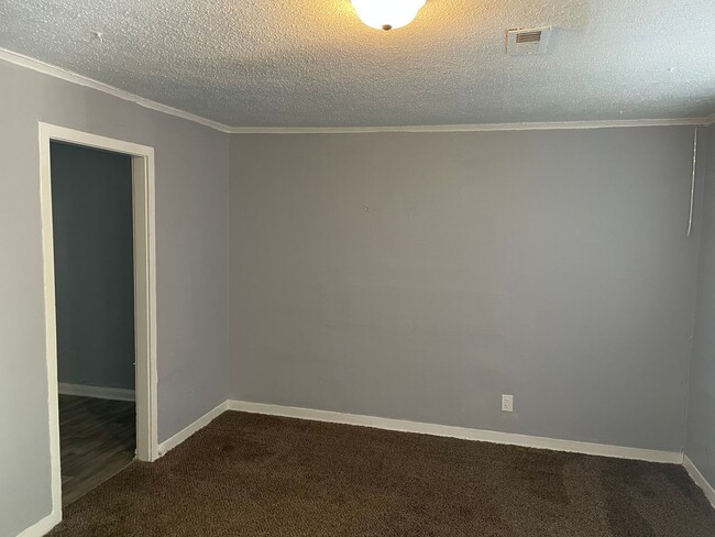 2623 Fees S Unit 2623 S Fees St