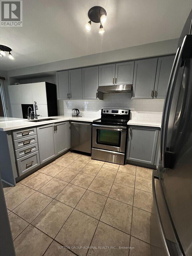 Photo - 5 Quattro Ave