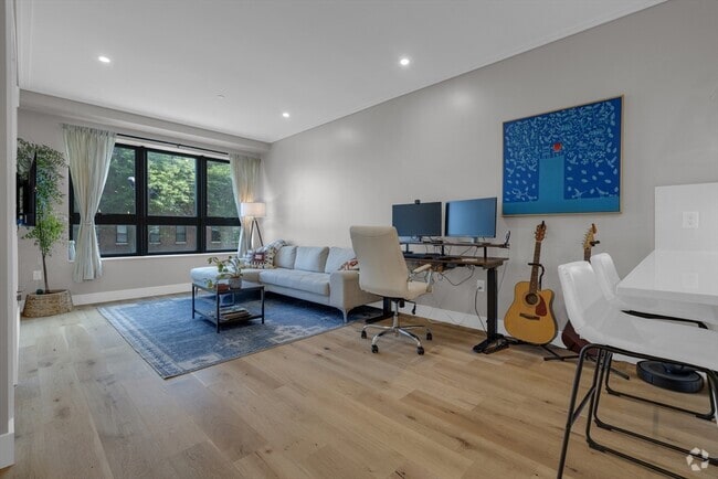 Building Photo - 70 Leo M Birmingham Pkwy Unit 210 Rental