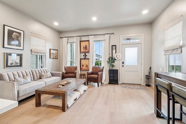 Photo - 1222 Columbus St