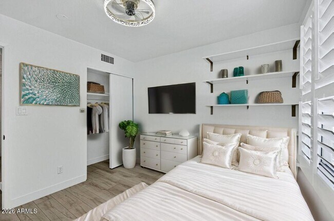 Photo - 8017 E Glenrosa Ave