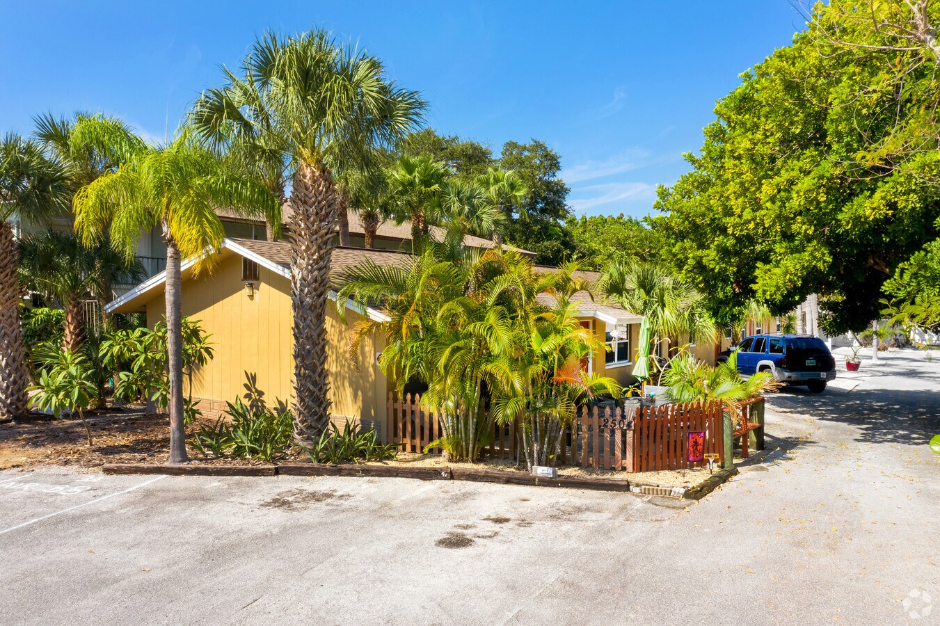 Photo - 2504 Bay Blvd