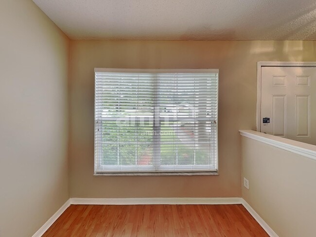 Photo - 12131 Woodglen Cir