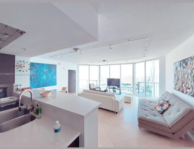 Photo - 16699 Collins Ave Condominio Unidad 2807