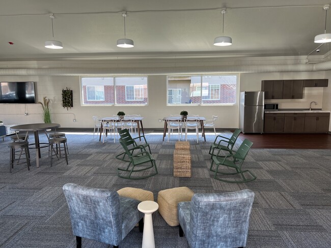 Courtyard Clubhouse - Courtyard Apartments