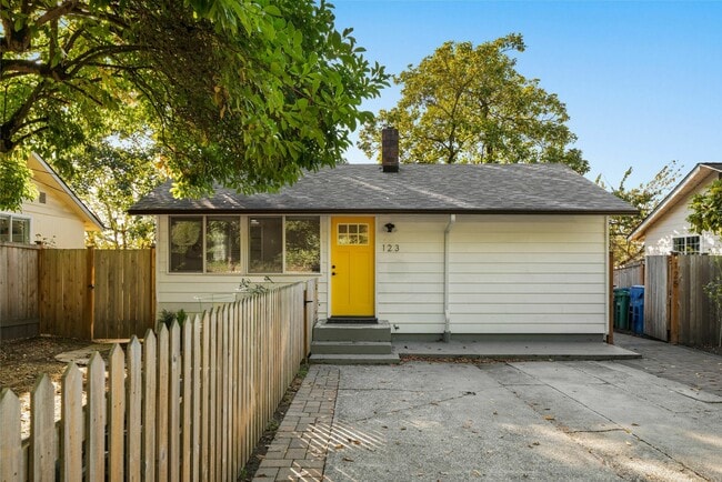 Building Photo - 123 Martin Luther King Jr Way