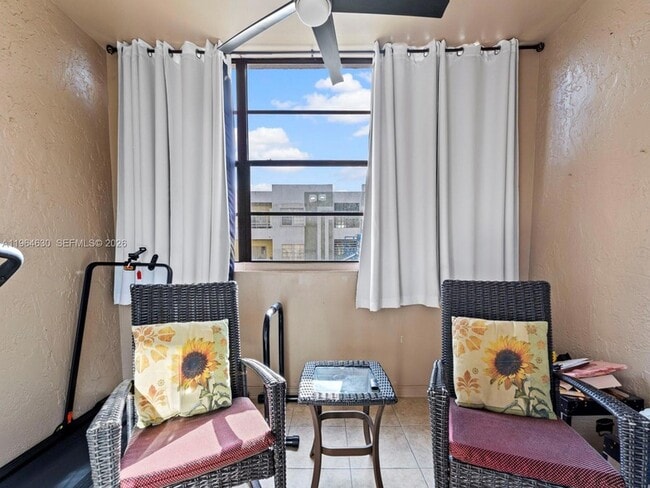 Photo - 10641 SW 108th Ave Unit 2E