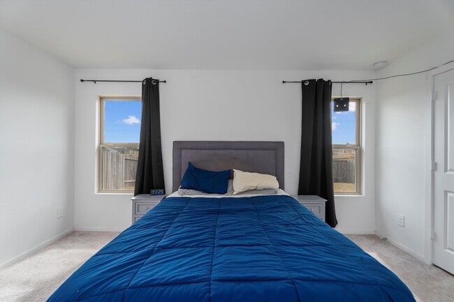 Building Photo - 732 Autumn Cherry Trl