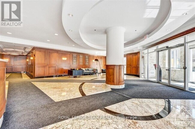Photo - 195 Besserer St Unit 2609