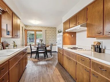 Photo - 3929 64th St