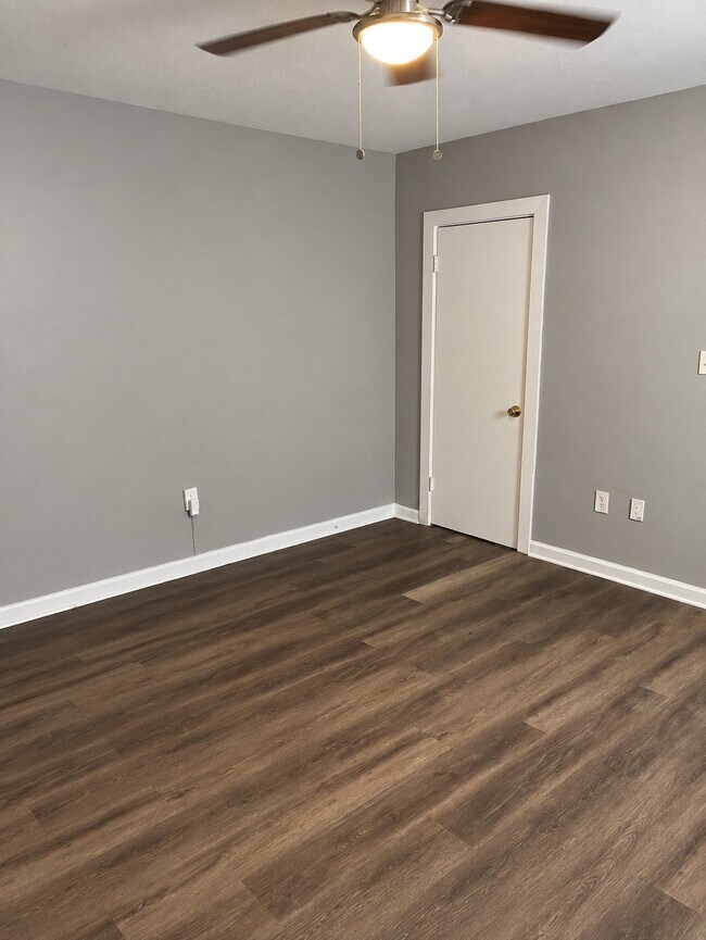 2915 Westwood Northern Blvd Unit 2