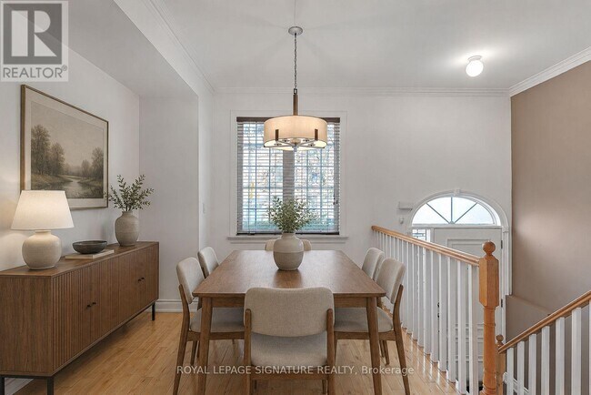 Photo - 1019 A College St