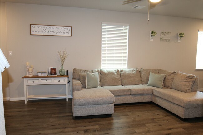 Photo - 1336 Mount Blanc Path