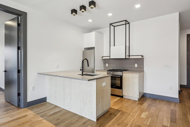 Photo - 424 Arlington Ave Apartment Unit 507