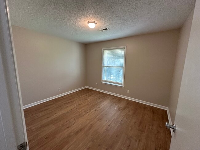 Photo - 2145 Westmead Dr SW Unit D