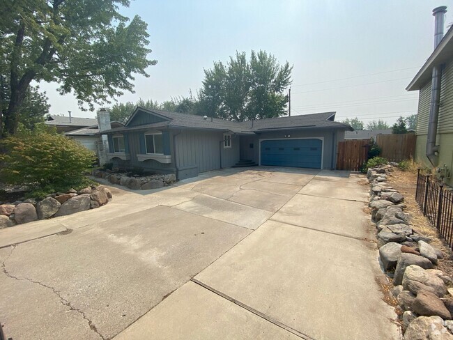 Building Photo - 3420 Downey Ave Rental