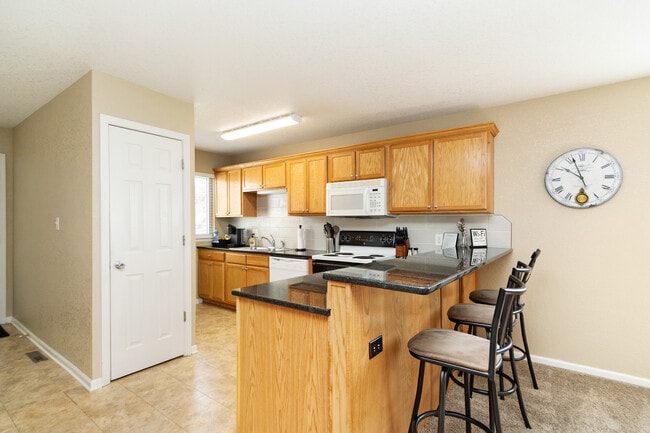 Photo - 1401 Sundance Dr