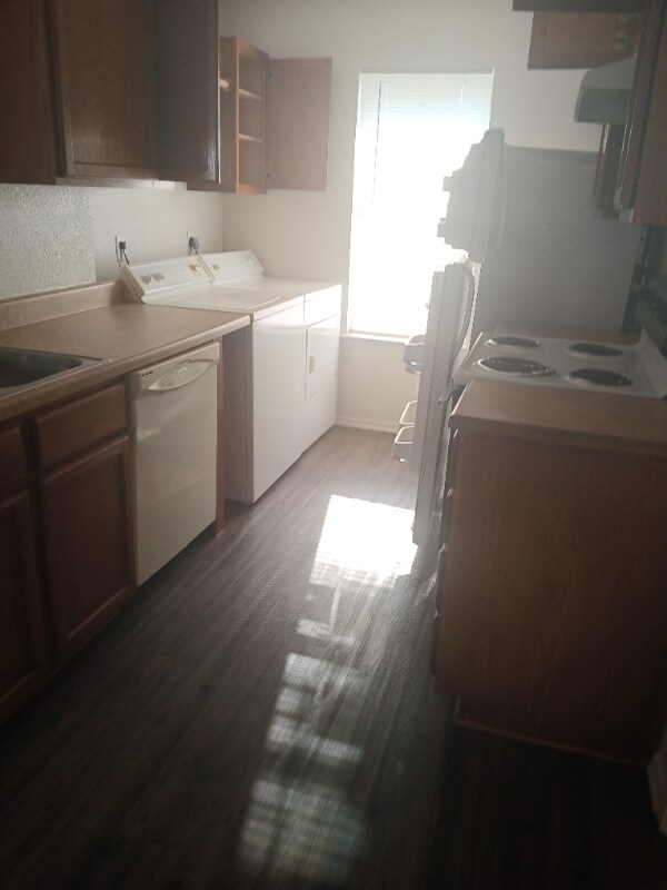 Photo - 1603 Duncan Ave Unit 5804 Redstone dr