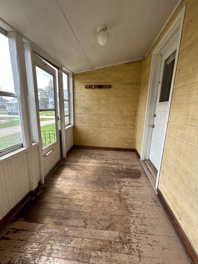 Photo - Single Family Home In West Salem