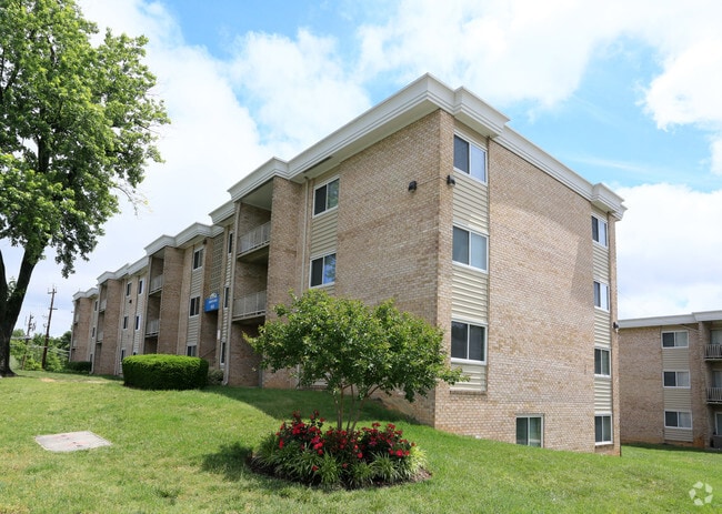 Andrews Ridge Apartments
