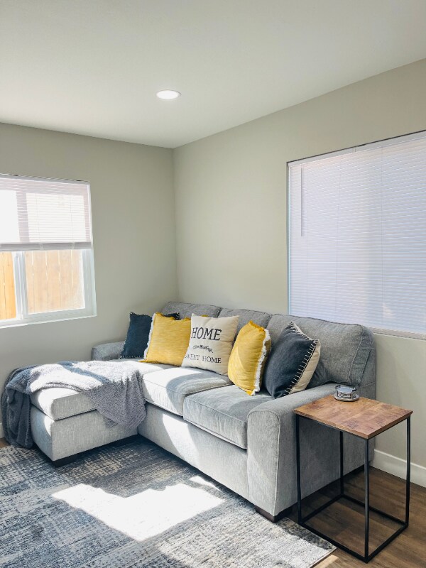 Photo - 3410 Chamoune Ave