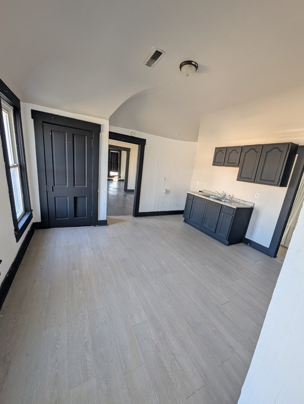 Photo - 241 Chestnut Ave