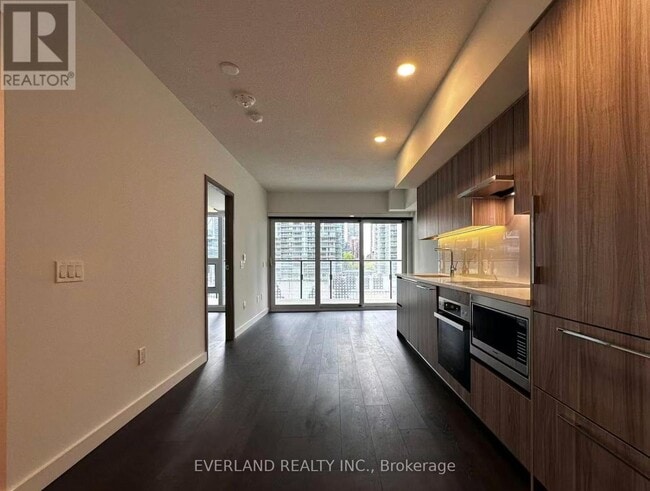Photo - 3 Concord Cityplace Wy Unit 535