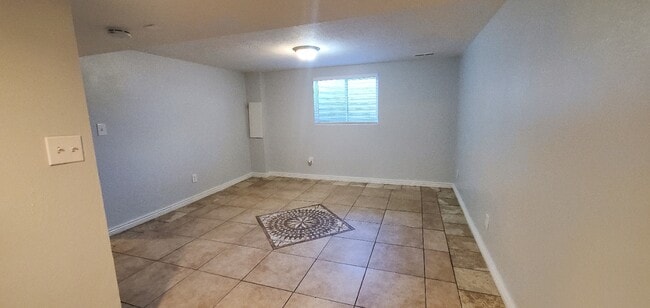 Photo - 5295 S 1760 W