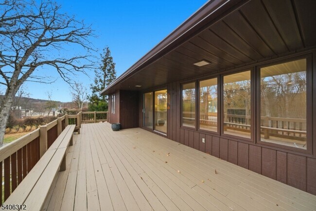 Photo - 12 McCaffrey Ln