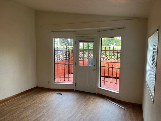 Photo - Two Bedroom Temescal