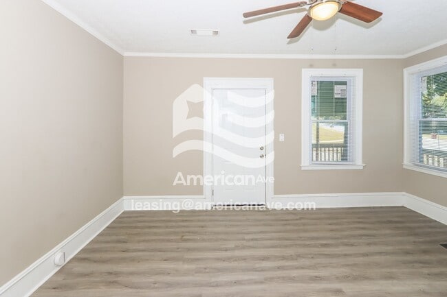 Photo - 1385 Patterson St