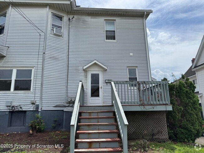 Building Photo - 500 Dudley St Rental