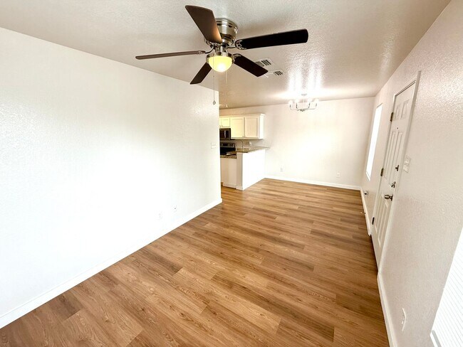 Photo - 1627 N Navidad St Unit 101