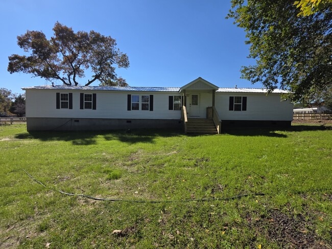 Building Photo - 714 Windy Rd