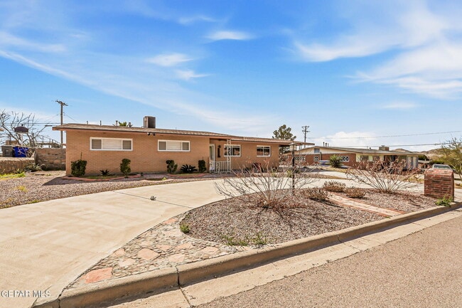 Photo - 4312 Wallington Dr