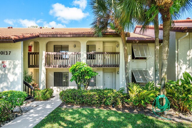 Building Photo - 10137 Mangrove Dr Unit 203