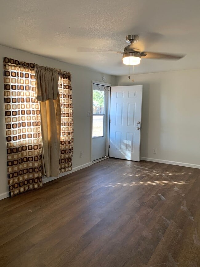 Photo - 1117 S Lea St