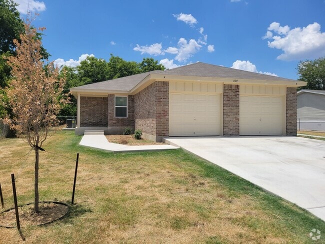 Building Photo - 504 S Juanita Dr Unit A-STILL OCCUPIED BY RESIDENT Rental
