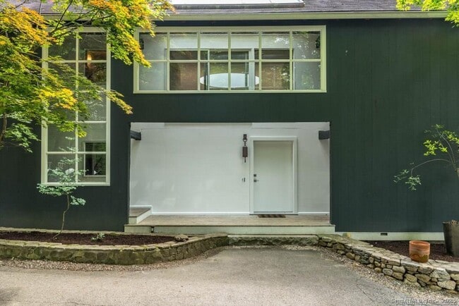 Photo - 58 Wells Hill Rd