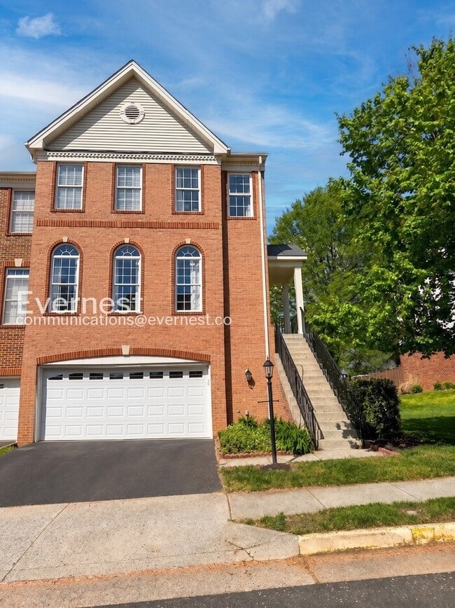 Building Photo - 111 Misty Pond Terrace