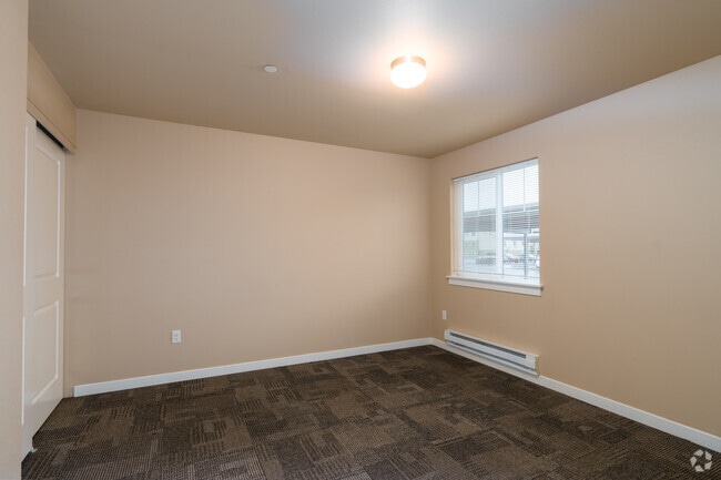 1BR, 1BA - 709SF - Bedroom - Basalt Ridge Apartments