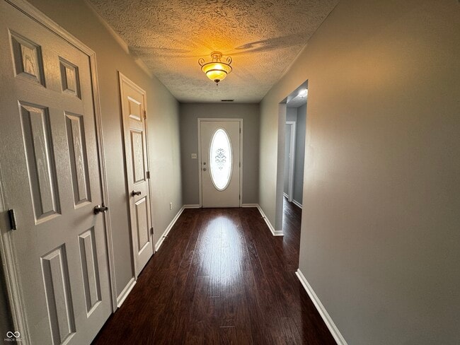 Photo - 6735 Lexington Cir